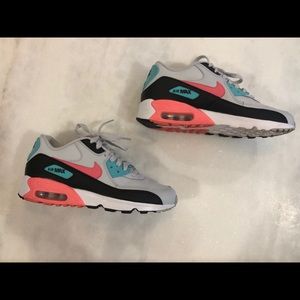 Nike AirMax Sneakers